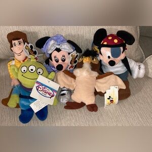 5 NEW DISNEY MICKEY MOUSE,MINNIE, WOODY, OWL & ALIEN PLUSH BUNDLE
